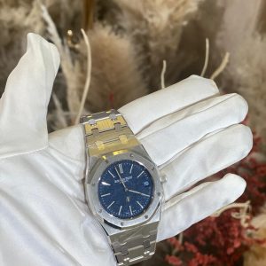 Audemars Piguet Royal Oak 39mm ”Jumbo” Extra Thin 16202BC.OO.1240BC.02 - Exotic Boutique Dubai