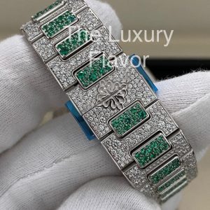 Patek Philippe Nautilus 35.2mm 7118/1453G Self-Winding Paved With Diamonds And Emerald - Exotic Boutique Dubai
