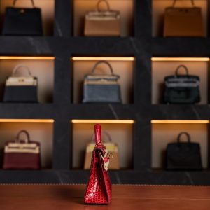 Hermès Kelly Cut Diamond in Rouge de Cœur Niloticus Crocodile with White Gold & Diamond Hardware - 2021 Full Set - Exotic Boutique Dubai
