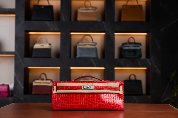 Hermès Kelly Cut Diamond in Rouge de Cœur Niloticus Crocodile with White Gold & Diamond Hardware - 2021 Full Set - Exotic Boutique Dubai